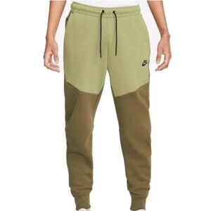 Nike Sportwear Tech Fleece Jogger Olive Green